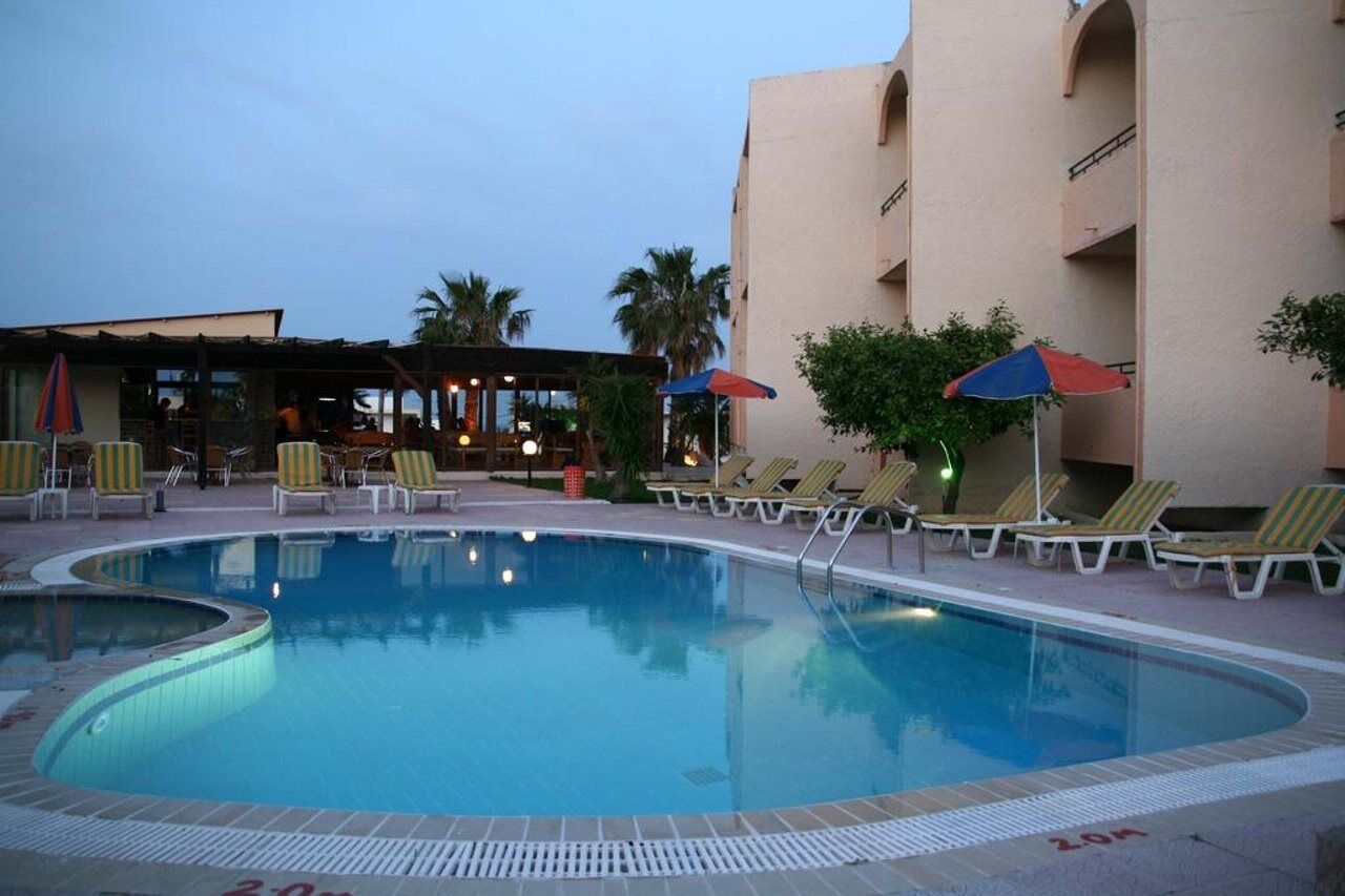 Sevastos Hotel 法里拉基 外观 照片